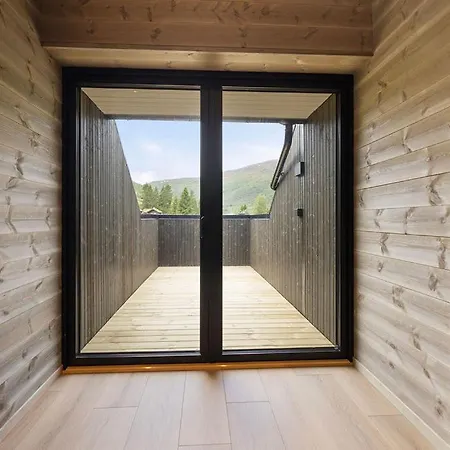 Daire Mountain View - Penthouse Stranda (More og Romsdal)