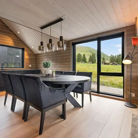 Apartment Penthouse-leilighet Stranda (More og Romsdal)