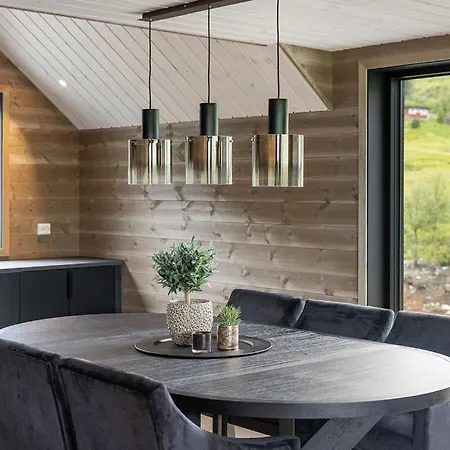 Mountain View Apartment - Penthouse Appartement Stranda (More og Romsdal)